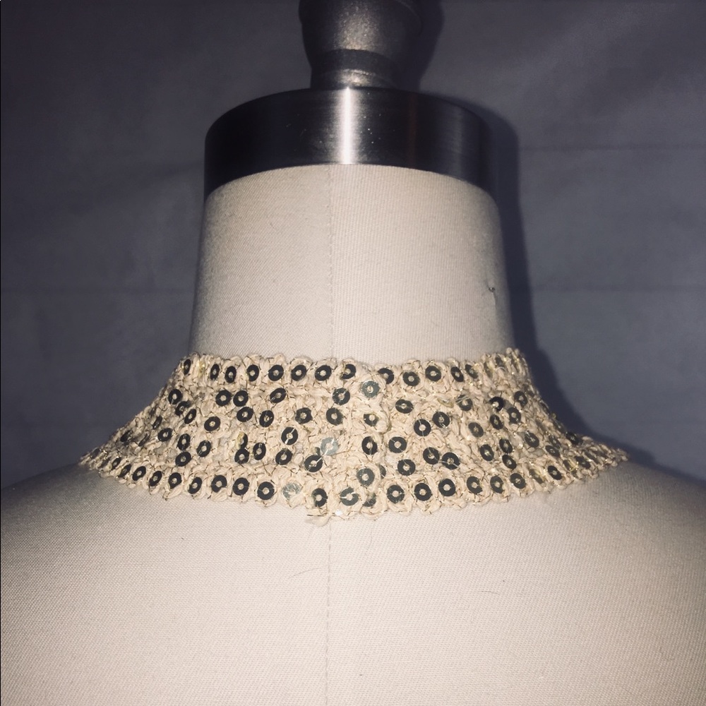 PETER PAN CHOKER NECKLACE - Picture 2 of 4